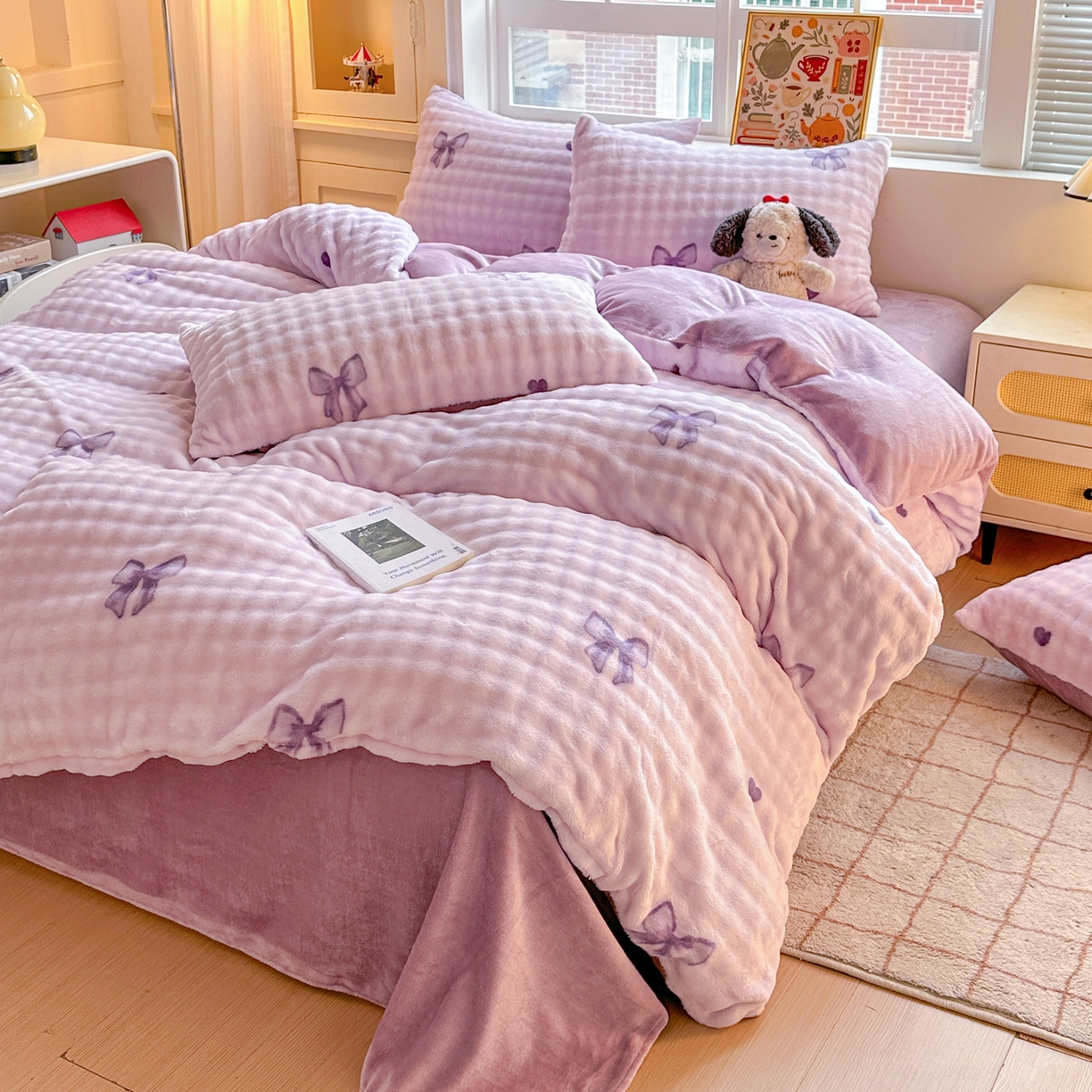 91家纺网 家纺一手货源 找家纺 N先生+V 13814689556 发大图/买家秀 2025新款260克高克重泡泡绒牛奶绒四件套 蝴蝶结紫