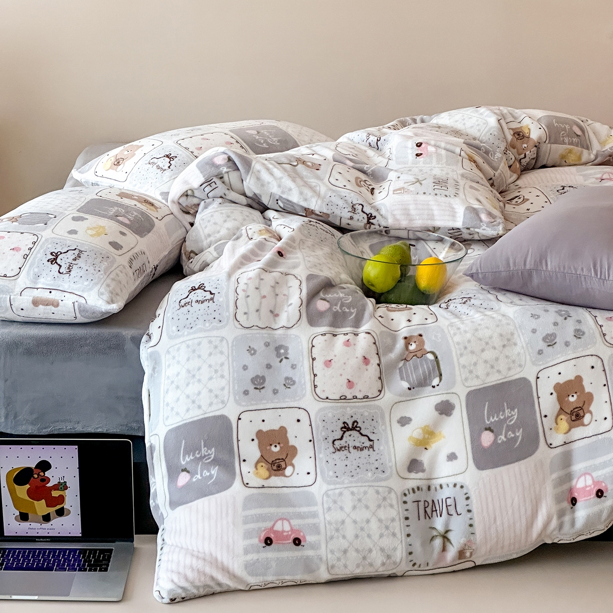 91家纺网 家纺一手货源 找家纺 （总）时光里 2025新款230克全消光印花牛奶绒系列单被套