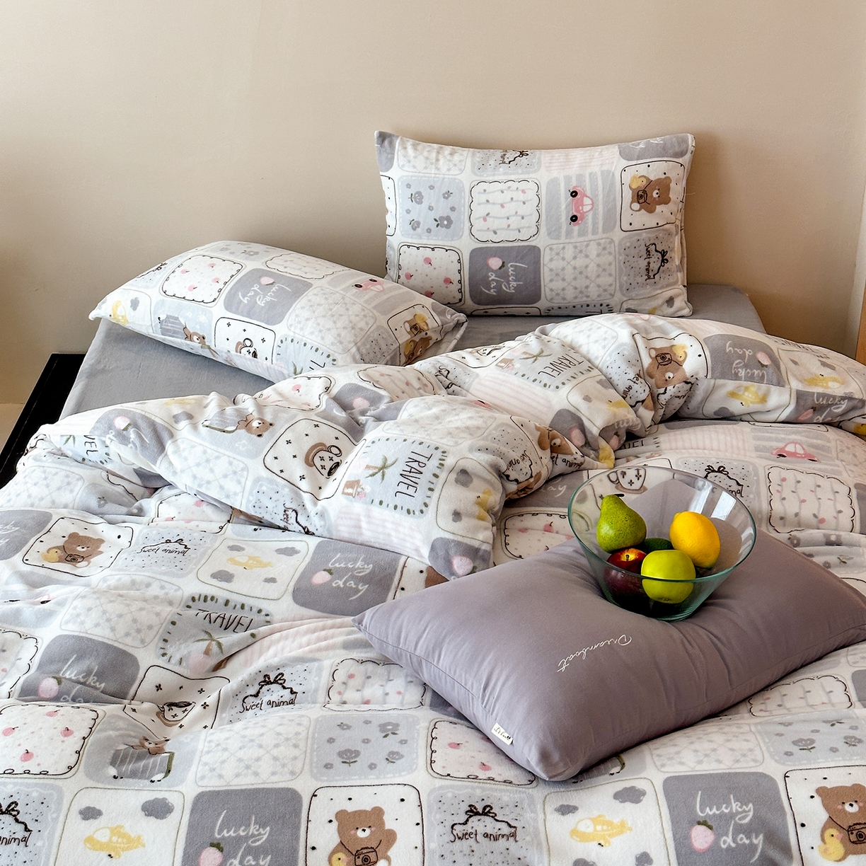 91家纺网 家纺一手货源 找家纺 （总）时光里 2025新款230克全消光印花牛奶绒系列单被套