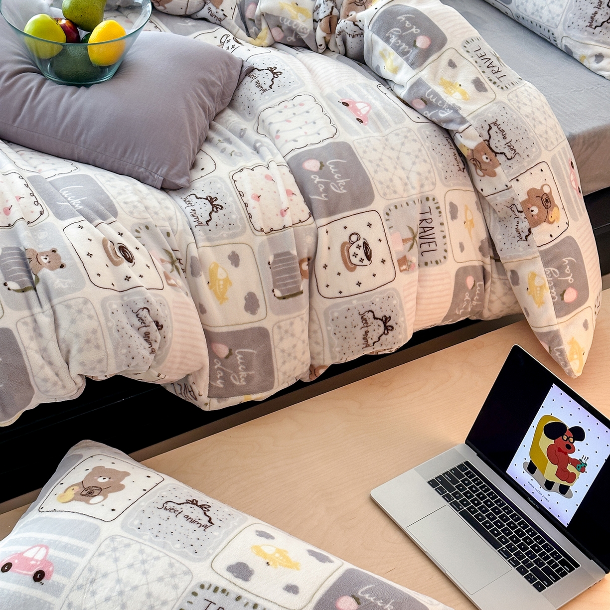 91家纺网 家纺一手货源 找家纺 （总）时光里 2025新款230克全消光印花牛奶绒系列单被套