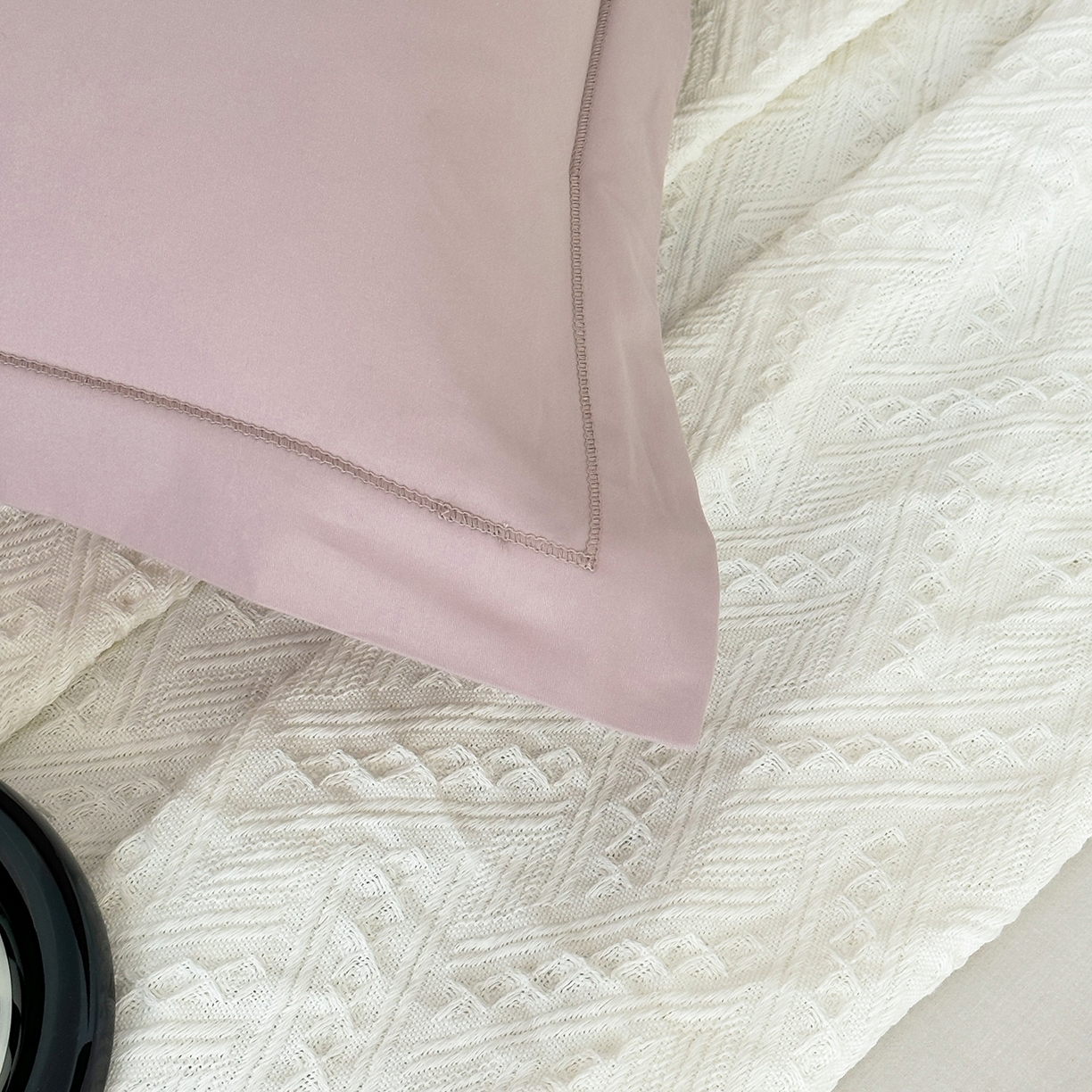 91家纺网 家纺一手货源 找家纺 宝时兰 2025新款加厚100%全棉枕套单品磨毛纯棉单件（带一字绣工艺） 烟粉紫