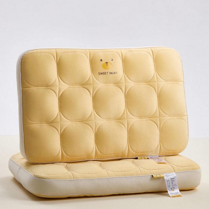 91家纺网 家纺一手货源 找家纺 昕科 2025新款小熊豆乳面包枕-乳胶片定型枕头卡通萌趣成人立体枕芯 豆乳面包枕-黄色/一对装