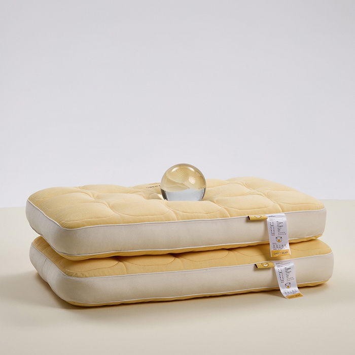 91家纺网 家纺一手货源 找家纺 （总）昕科 2025新款小熊豆乳面包枕-乳胶片定型枕头卡通萌趣成人立体枕芯