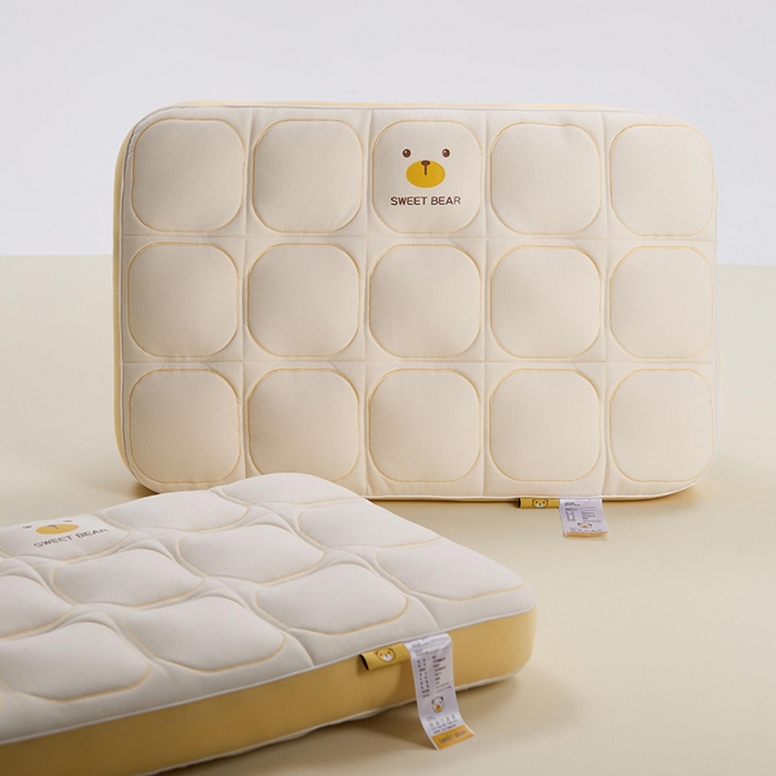 91家纺网 家纺一手货源 找家纺 昕科 2025新款小熊豆乳面包枕-乳胶片定型枕头卡通萌趣成人立体枕芯 豆乳面包枕-白色/一只装