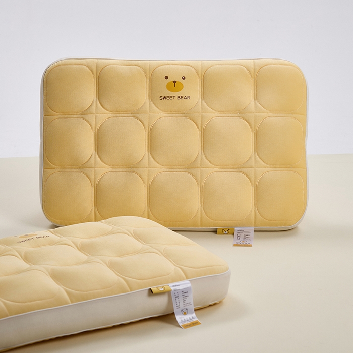 91家纺网 家纺一手货源 找家纺 昕科 2025新款小熊豆乳面包枕-乳胶片定型枕头卡通萌趣成人立体枕芯 豆乳面包枕-黄色/一对装