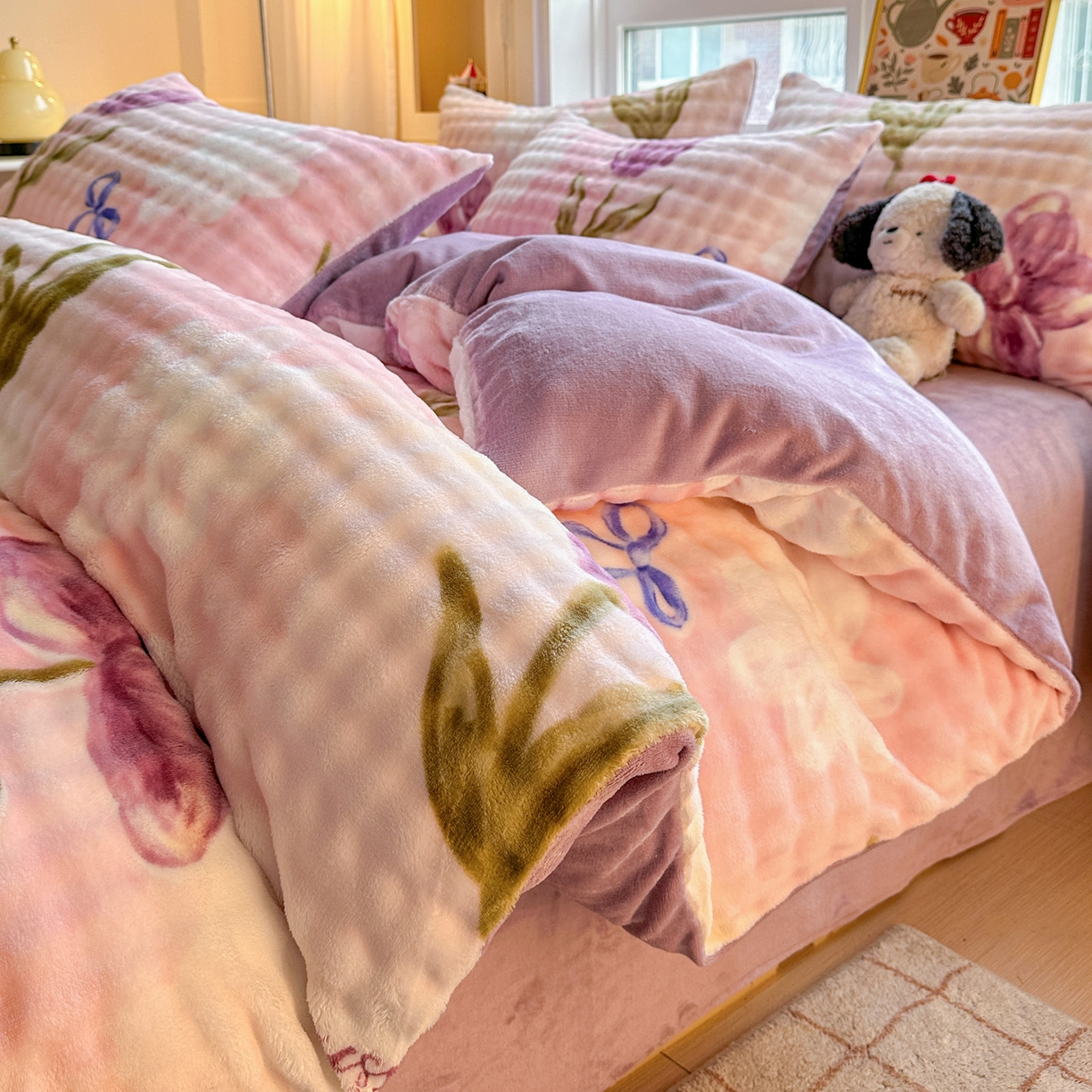 91家纺网 家纺一手货源 找家纺 N先生+V 13814689556 发大图/买家秀 2025新款260克高克重泡泡绒牛奶绒四件套 漫漫花香