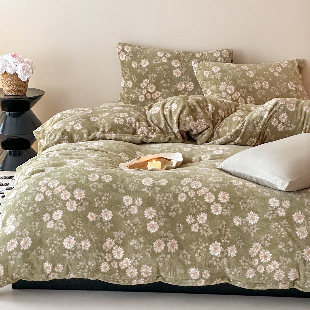 91家纺网 家纺一手货源 找家纺 时光里 2025新款230克全消光印花10色专版花型四件套 小雏菊