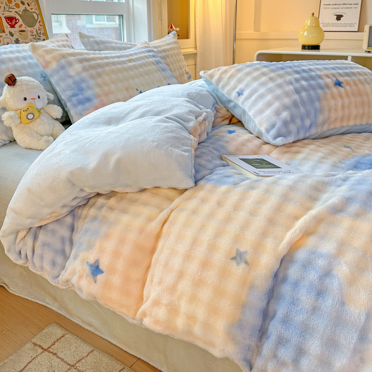 91家纺网 家纺一手货源 找家纺 N先生+V 13814689556 发大图/买家秀 2025新款260克高克重泡泡绒牛奶绒四件套 美梦星空