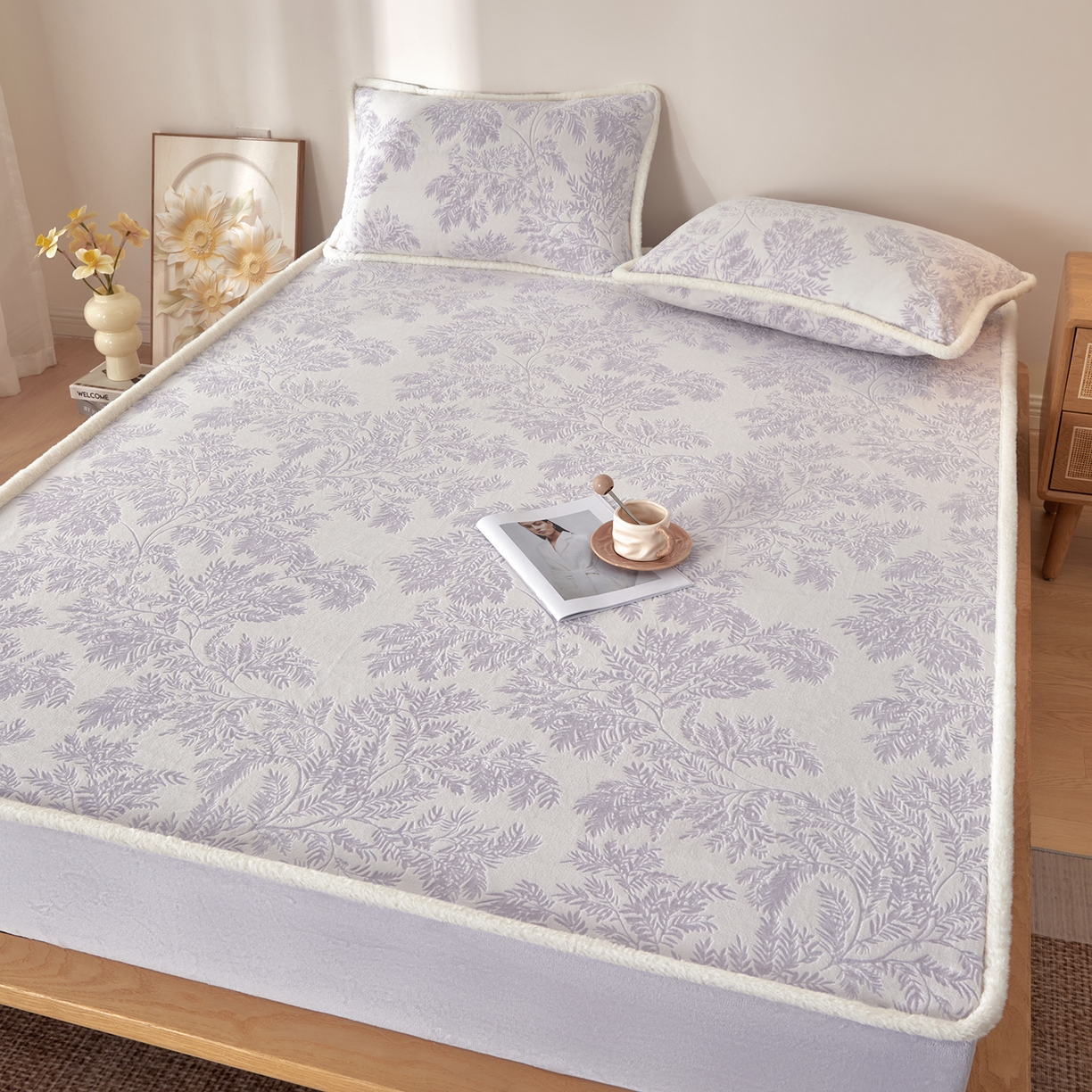 91家纺网 家纺一手货源 找家纺 绒城 2025新款高克重雕花牛奶绒单床笠床笠单件 馨月