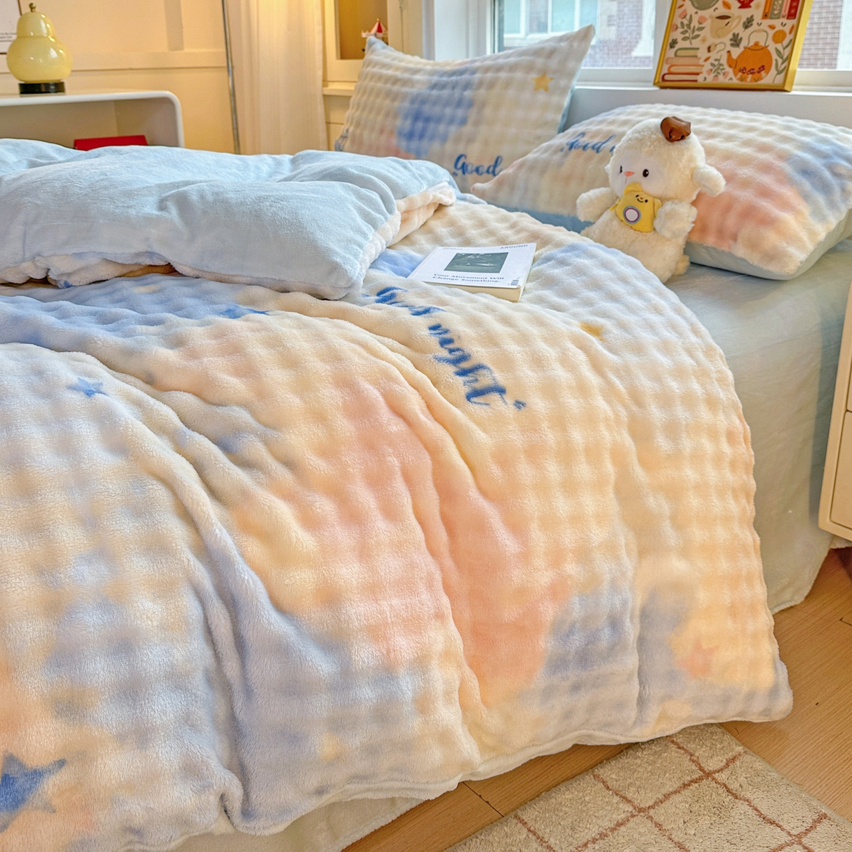 91家纺网 家纺一手货源 找家纺 N先生+V 13814689556 发大图/买家秀 2025新款260克高克重泡泡绒牛奶绒四件套 美梦星空