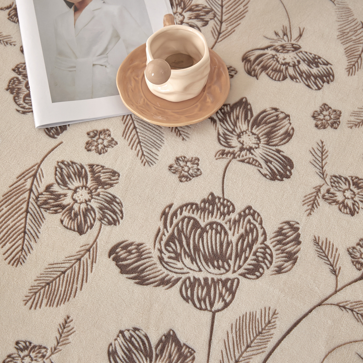 91家纺网 家纺一手货源 找家纺 绒城 2025新款高克重雕花牛奶绒单床笠床笠单件 吟花