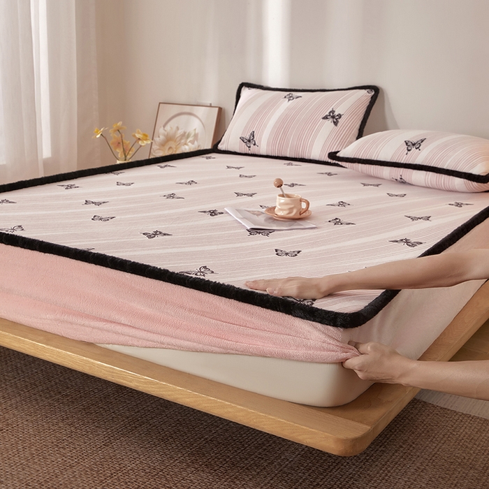 （总）绒城 2025新款高克重雕花牛奶绒单床笠床笠单件