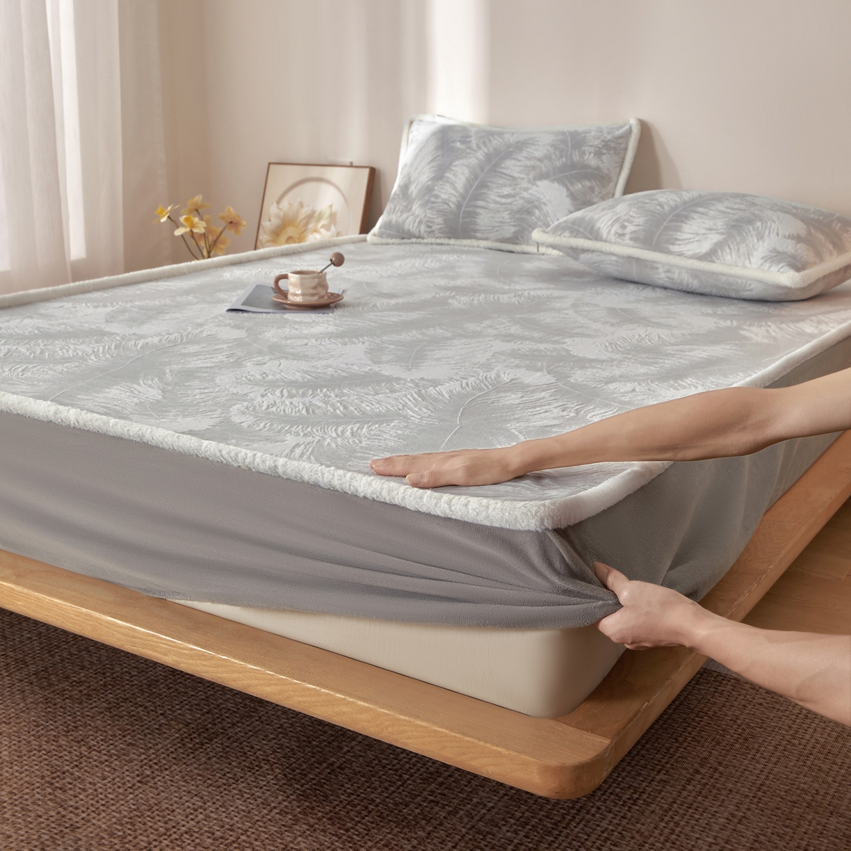 （总）吾秀家居 2025新款高克重雕花牛奶绒单床笠床笠单件