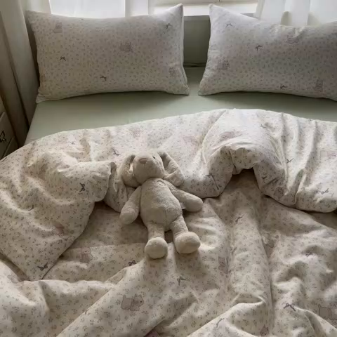 91家纺网 家纺一手货源 找家纺 仟网汇 2025新款全棉纯棉层纱四件套 快乐小狗