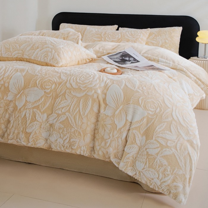 91家纺网 家纺一手货源 找家纺 诺梵家纺 2025新款立体兔毛烂花四件套 蝶梦-黄