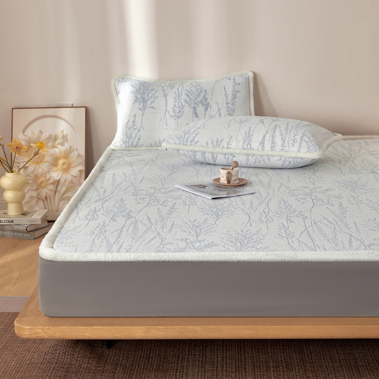 91家纺网 家纺一手货源 找家纺 吾秀家居 2025新款高克重雕花牛奶绒单床笠床笠单件 梦境