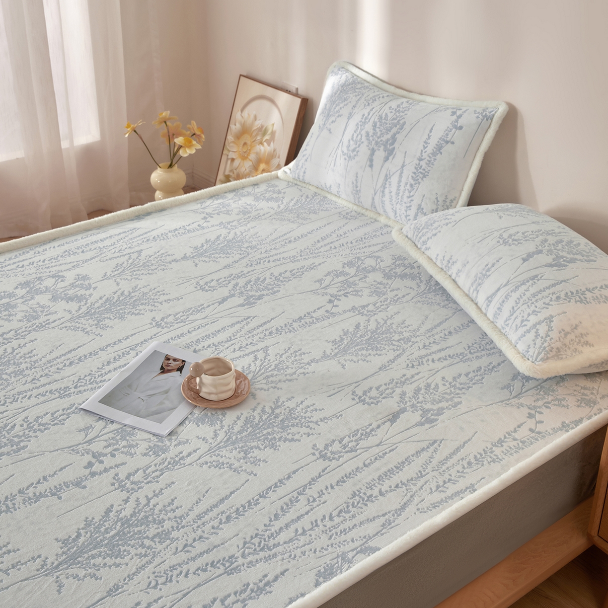 91家纺网 家纺一手货源 找家纺 吾秀家居 2025新款高克重雕花牛奶绒单床笠床笠单件 梦境