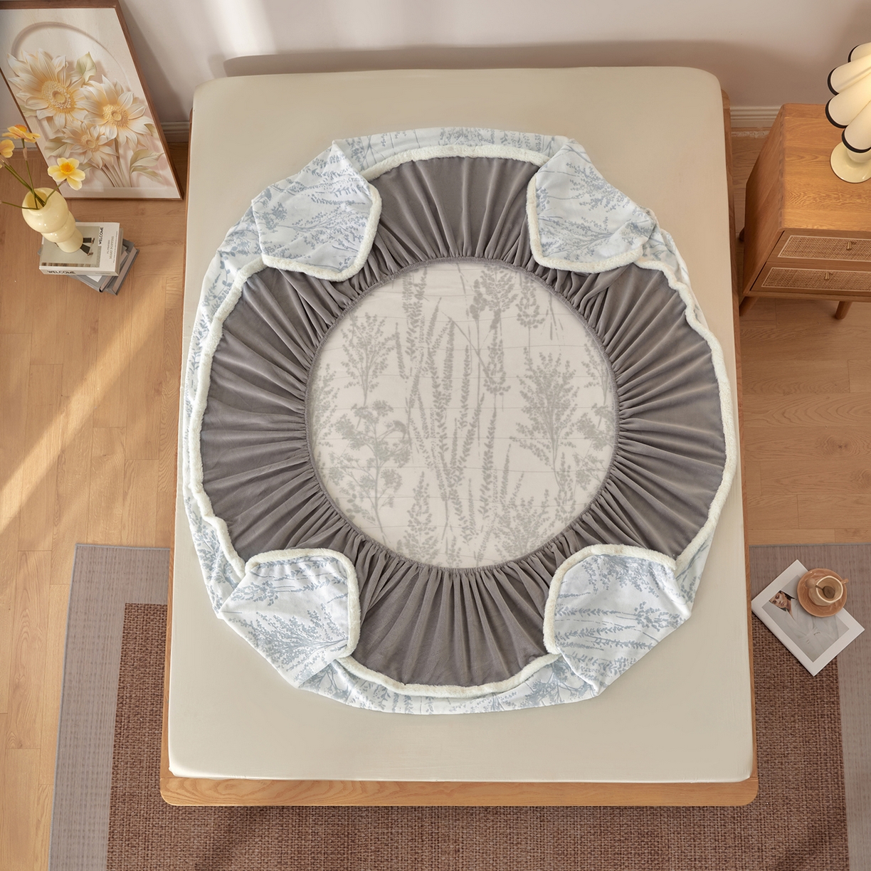 91家纺网 家纺一手货源 找家纺 吾秀家居 2025新款高克重雕花牛奶绒单床笠床笠单件 梦境