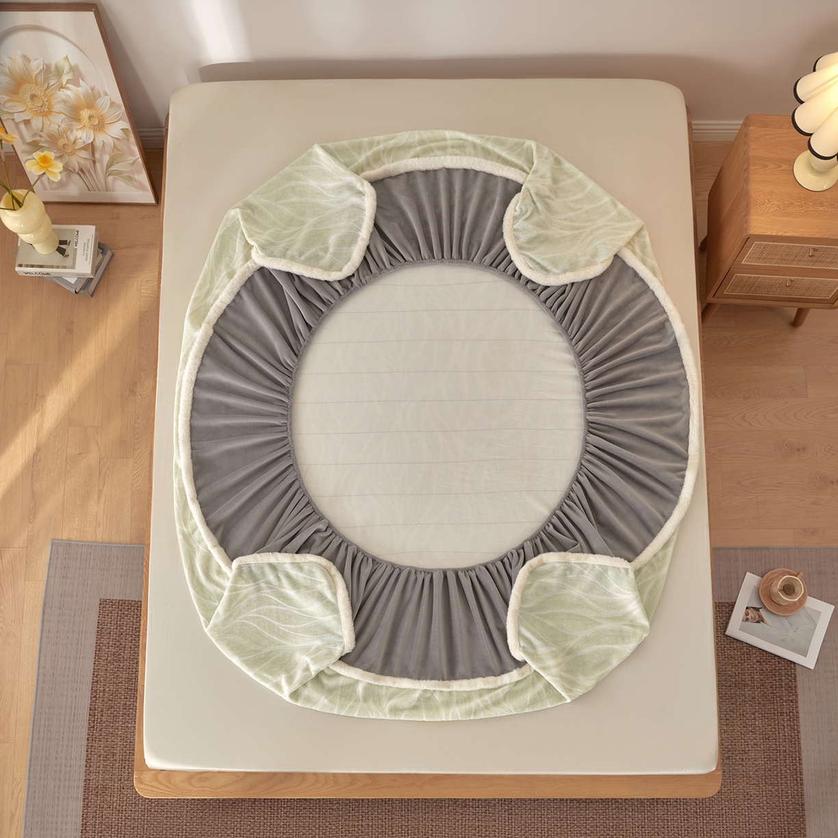 91家纺网 家纺一手货源 找家纺 吾秀家居 2025新款高克重雕花牛奶绒单床笠床笠单件 曲线