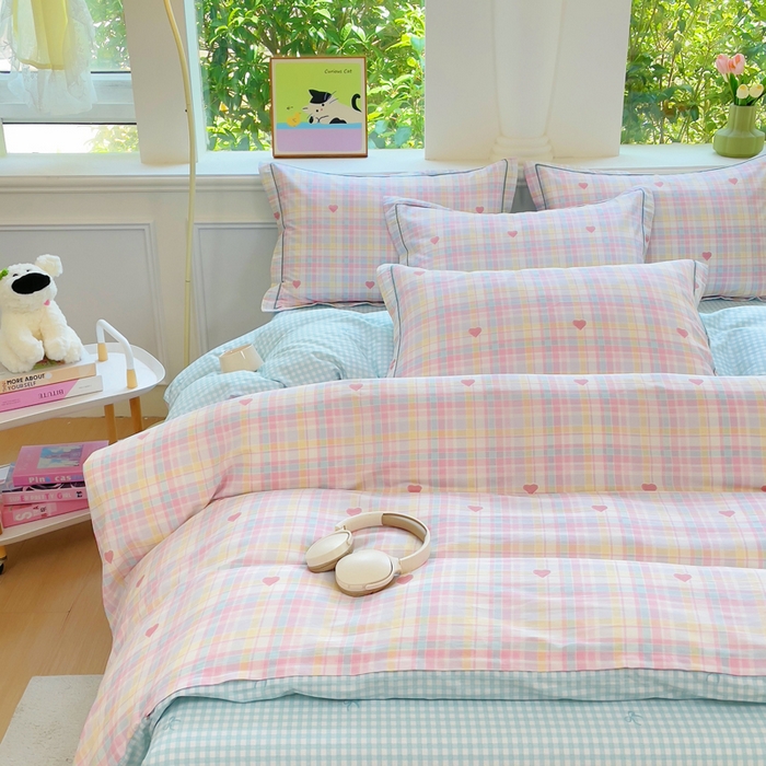 91家纺网 家纺一手货源 找家纺 小叮当家纺仓储工厂店 2025新款直播爆款全棉纯棉四件套吊边一字绣工艺款四件套 加州甜心-粉