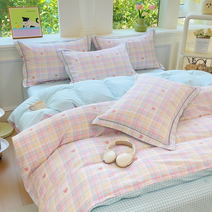 91家纺网 家纺一手货源 找家纺 小叮当家纺仓储工厂店 2025新款直播爆款全棉纯棉四件套吊边一字绣工艺款四件套 加州甜心-粉