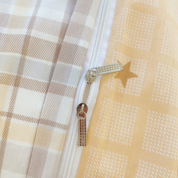 91家纺网 家纺一手货源 找家纺 小叮当家纺仓储工厂店 2025新款直播爆款全棉纯棉四件套吊边一字绣工艺款四件套 加州甜心-咖