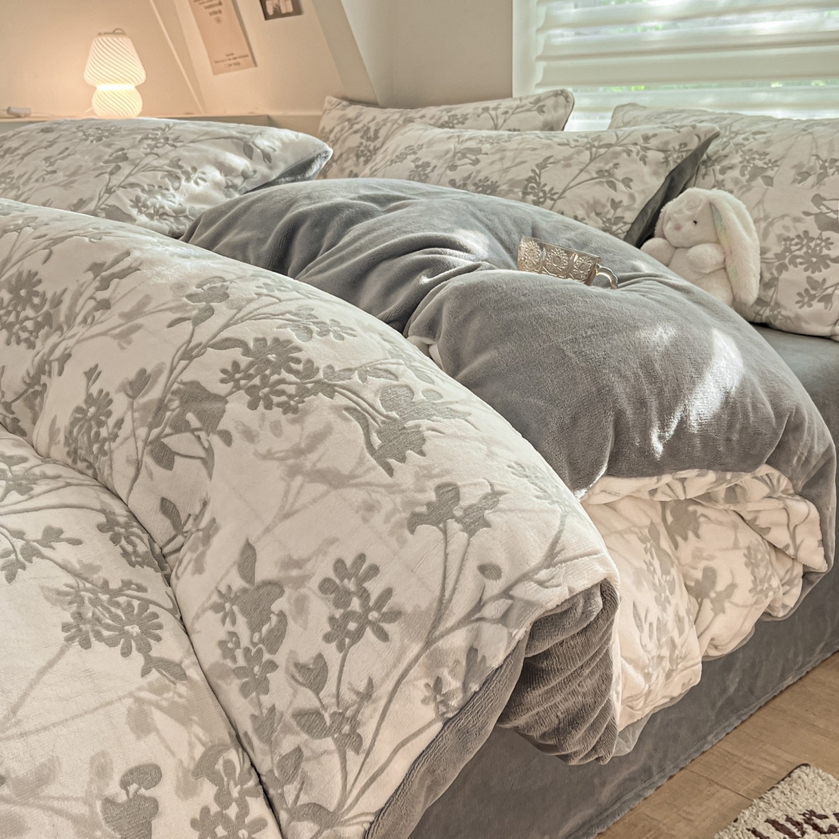 91家纺网 家纺一手货源 找家纺 （总）沐慕 2025新款A类220g加厚烂花牛奶绒B类200g牛奶绒四件套