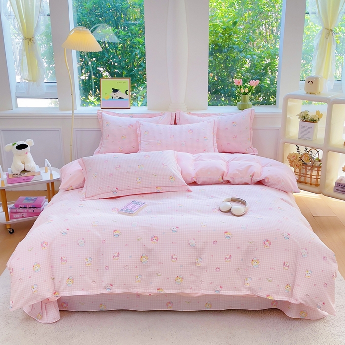 91家纺网 家纺一手货源 找家纺 小叮当家纺仓储工厂店 2025新款直播爆款全棉纯棉四件套吊边一字绣工艺款四件套 恋恋吉米