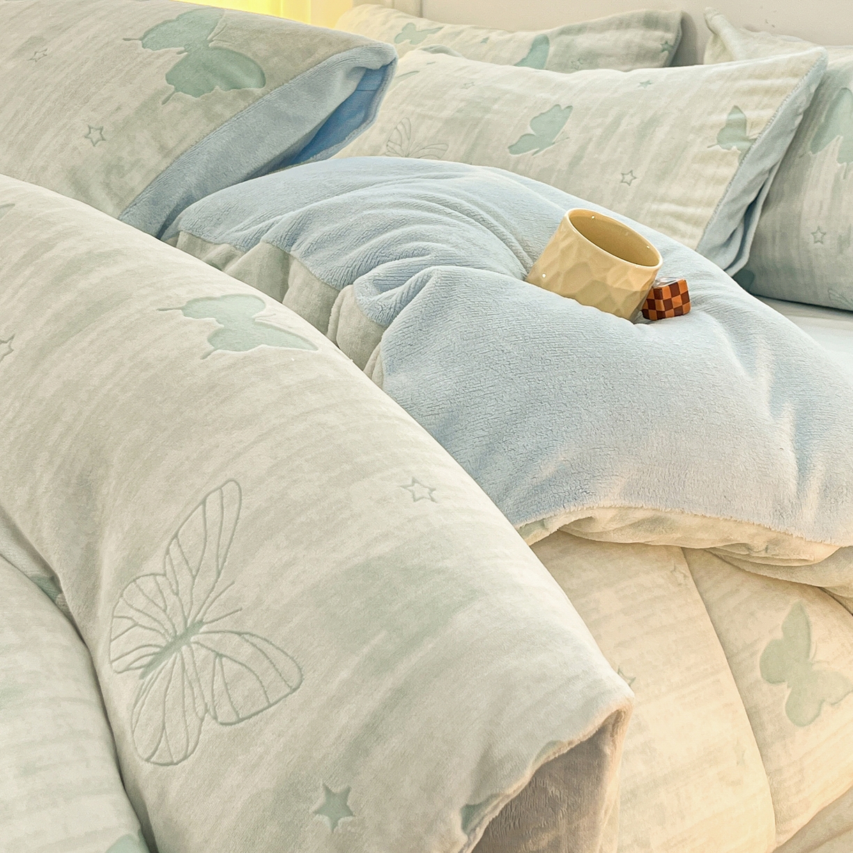 沐慕 2025新款A类220g加厚烂花牛奶绒B类200g牛奶绒四件套 雾蝶梦绿