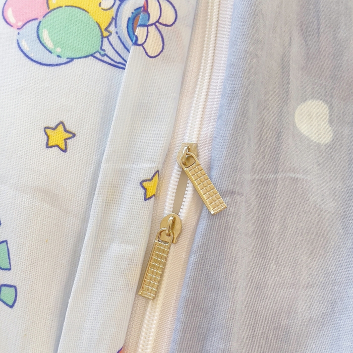 91家纺网 家纺一手货源 找家纺 小叮当家纺仓储工厂店 2025新款直播爆款全棉纯棉四件套吊边一字绣工艺款四件套 漫步宇宙-蓝