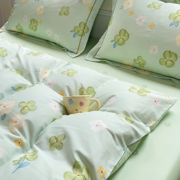 91家纺网 家纺一手货源 找家纺 小叮当家纺仓储工厂店 2025新款直播爆款全棉纯棉四件套吊边一字绣工艺款四件套 荏苒花间