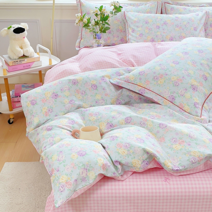 91家纺网 家纺一手货源 找家纺 小叮当家纺仓储工厂店 2025新款直播爆款全棉纯棉四件套吊边一字绣工艺款四件套 嫣然花期-兰