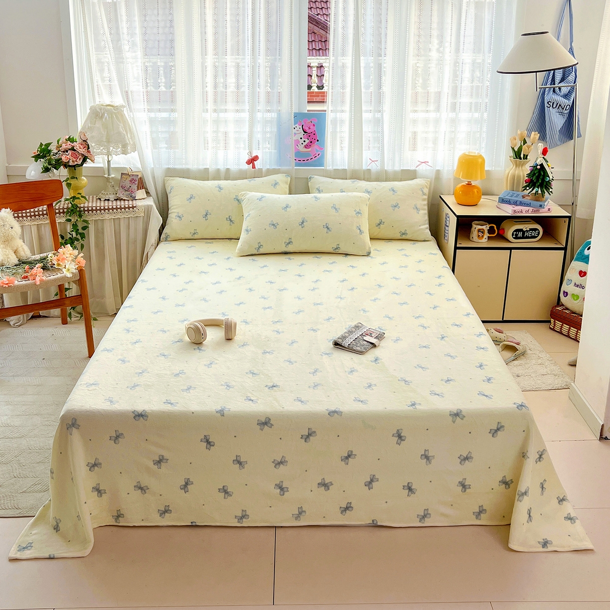 91家纺网 家纺一手货源 找家纺 水木坊 2025新款亲肤舒适牛奶绒印花单件床单 蝴蝶结蓝