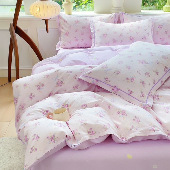 91家纺网 家纺一手货源 找家纺 小叮当家纺仓储工厂店 2025新款直播爆款全棉纯棉四件套吊边一字绣工艺款四件套 紫娅悠然