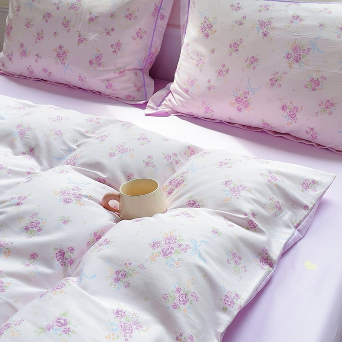 91家纺网 家纺一手货源 找家纺 小叮当家纺仓储工厂店 2025新款直播爆款全棉纯棉四件套吊边一字绣工艺款四件套 紫娅悠然