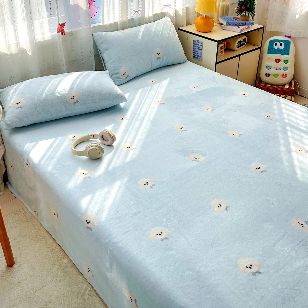 91家纺网 家纺一手货源 找家纺 水木坊 2025新款亲肤舒适牛奶绒印花单件床单 绒绒小狗-蓝