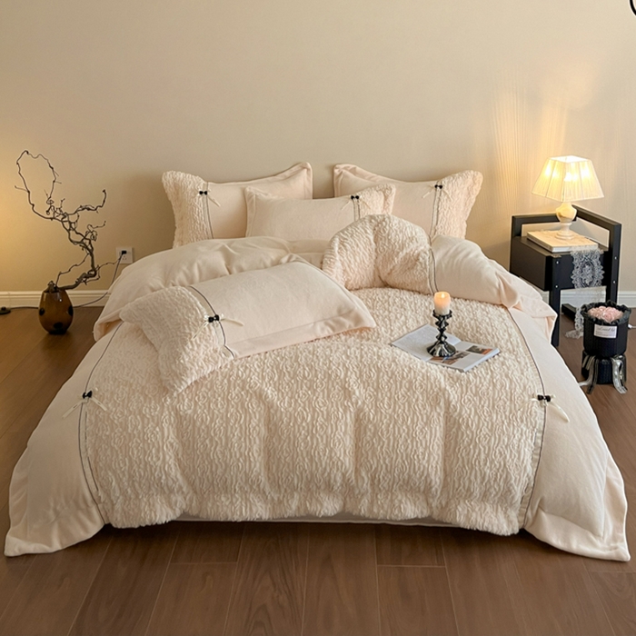 蓝邻家纺 2025新款提花兔绒双拼织带款四件套-微语系列 微语-香槟色