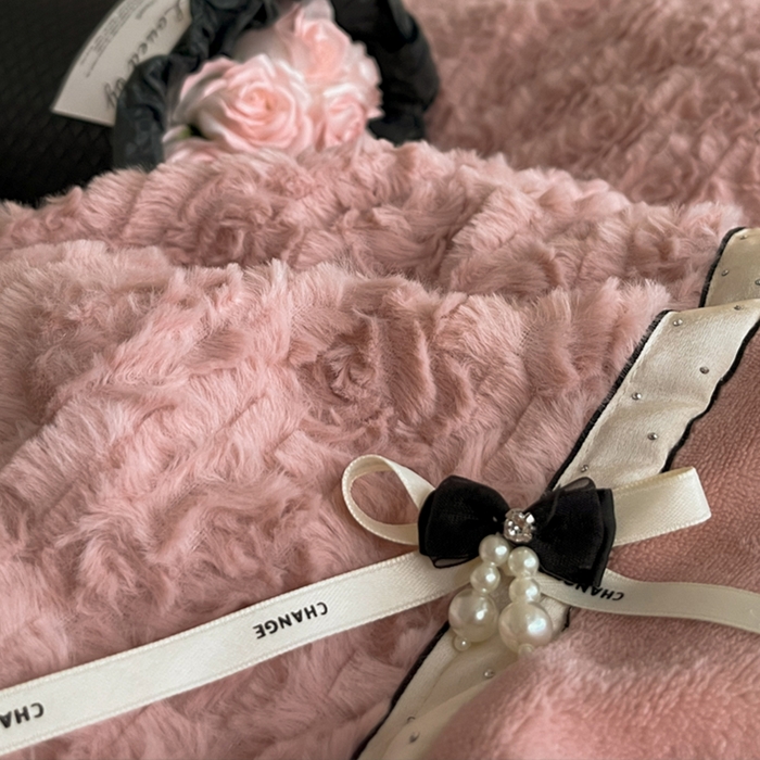 91家纺网 家纺一手货源 找家纺 （总）蓝邻家纺 2025新款提花兔绒双拼织带款四件套-微语系列