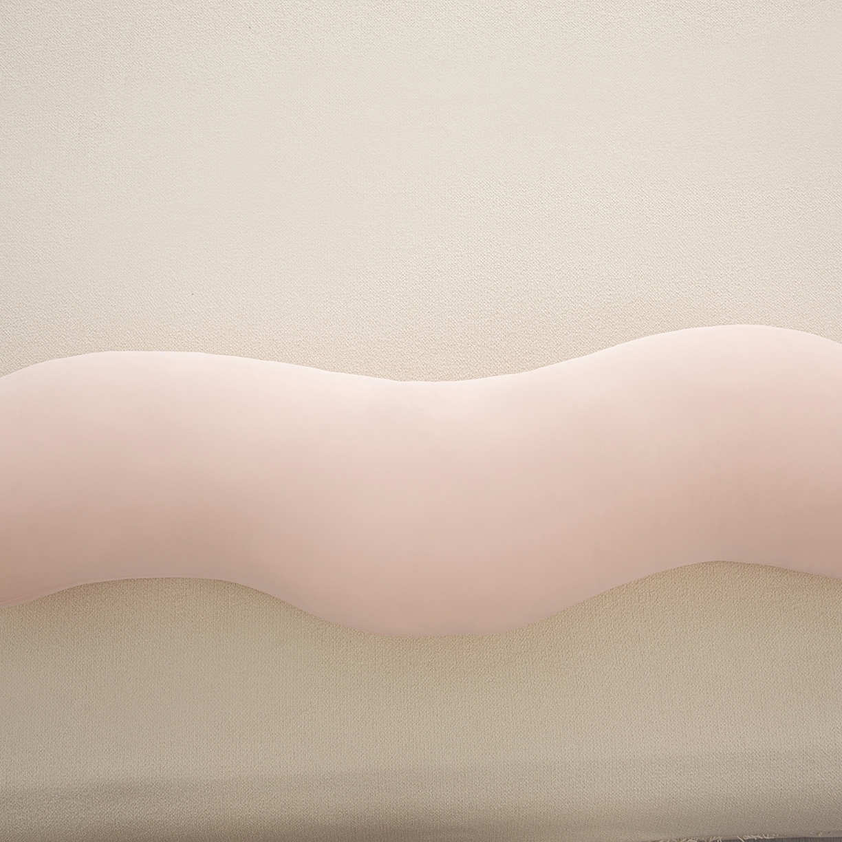 91家纺网 家纺一手货源 找家纺 （总）沐沐家纺 2026新款四季纯色深睡抱抱枕