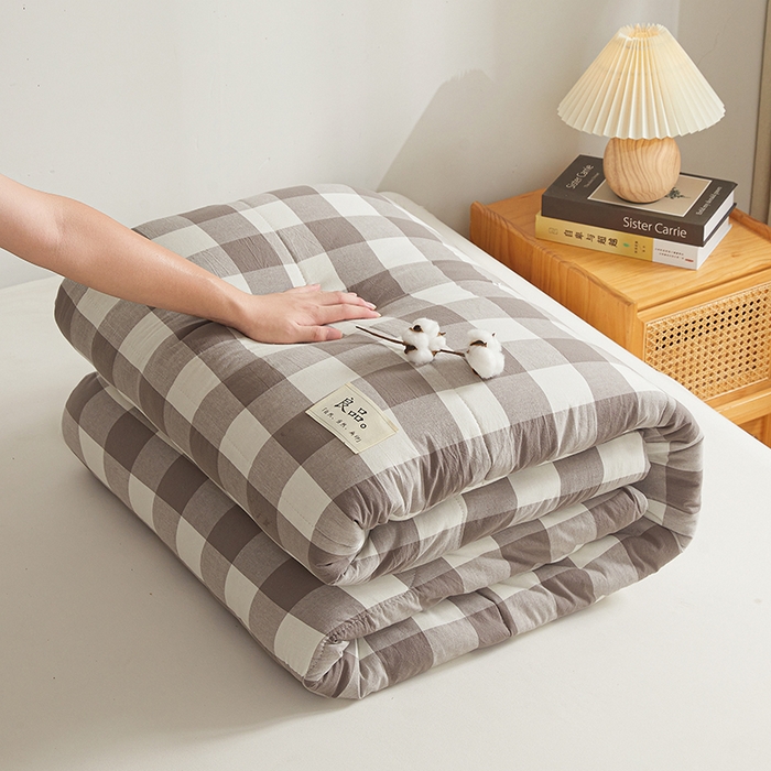 91家纺网 家纺一手货源 找家纺 小叮当家纺仓储工厂店 2025新款棉花被新疆棉花被棉絮春秋被冬被学生单人宿舍棉被褥被子被芯四季 灰中格