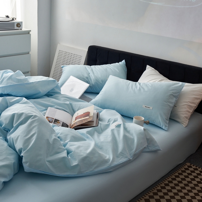 91家纺网 家纺一手货源 找家纺 蓝邻家纺 2025新款A类全棉纯棉水洗棉纯色贴标系列四件套-风格一 粉末蓝