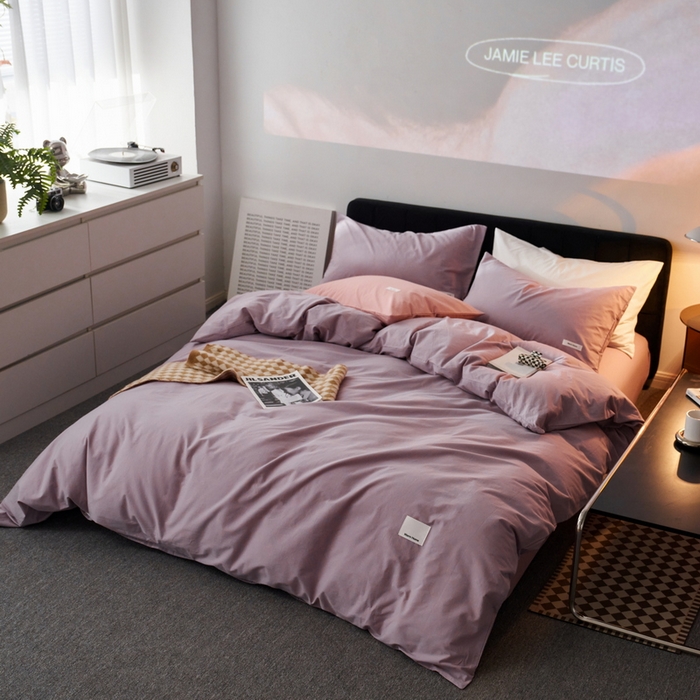 91家纺网 家纺一手货源 找家纺 蓝邻家纺 2025新款A类全棉纯棉水洗棉纯色贴标系列四件套-风格一 千黛紫