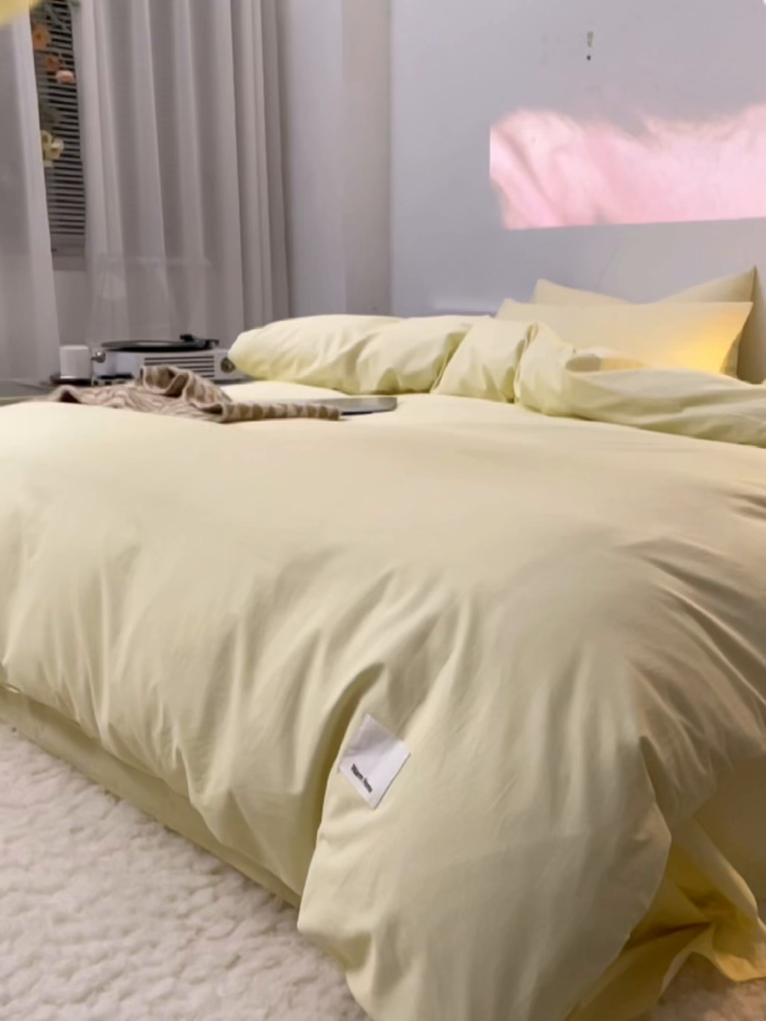 91家纺网 家纺一手货源 找家纺 蓝邻家纺 2025新款A类全棉纯棉水洗棉纯色贴标系列四件套-风格一 柠檬黄