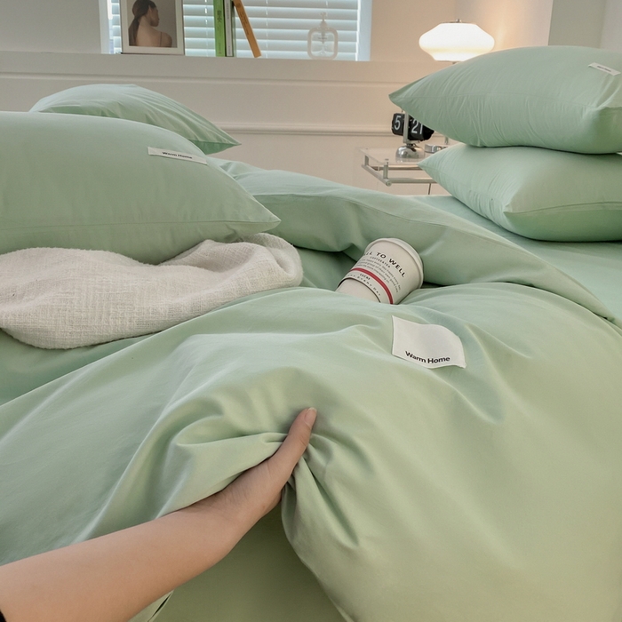 91家纺网 家纺一手货源 找家纺 蓝邻家纺 2025新款A类全棉纯棉水洗棉纯色贴标系列四件套-风格二 丝绒绿