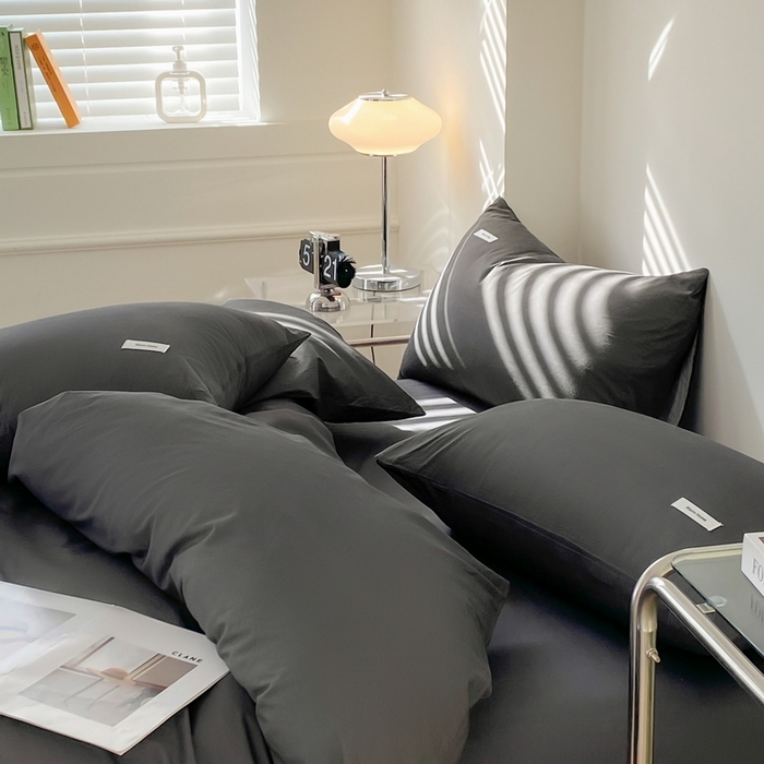 91家纺网 家纺一手货源 找家纺 蓝邻家纺 2025新款A类全棉纯棉水洗棉纯色贴标系列四件套-风格二 高级灰