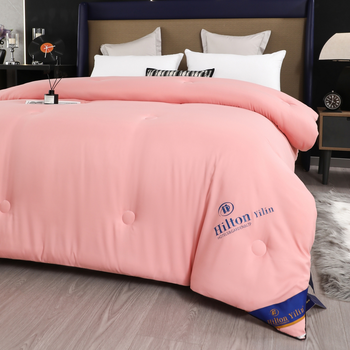 91家纺网 家纺一手货源 找家纺 寝美资家居 2025新款棉丝被子被芯-希尔顿 希尔顿-豆沙