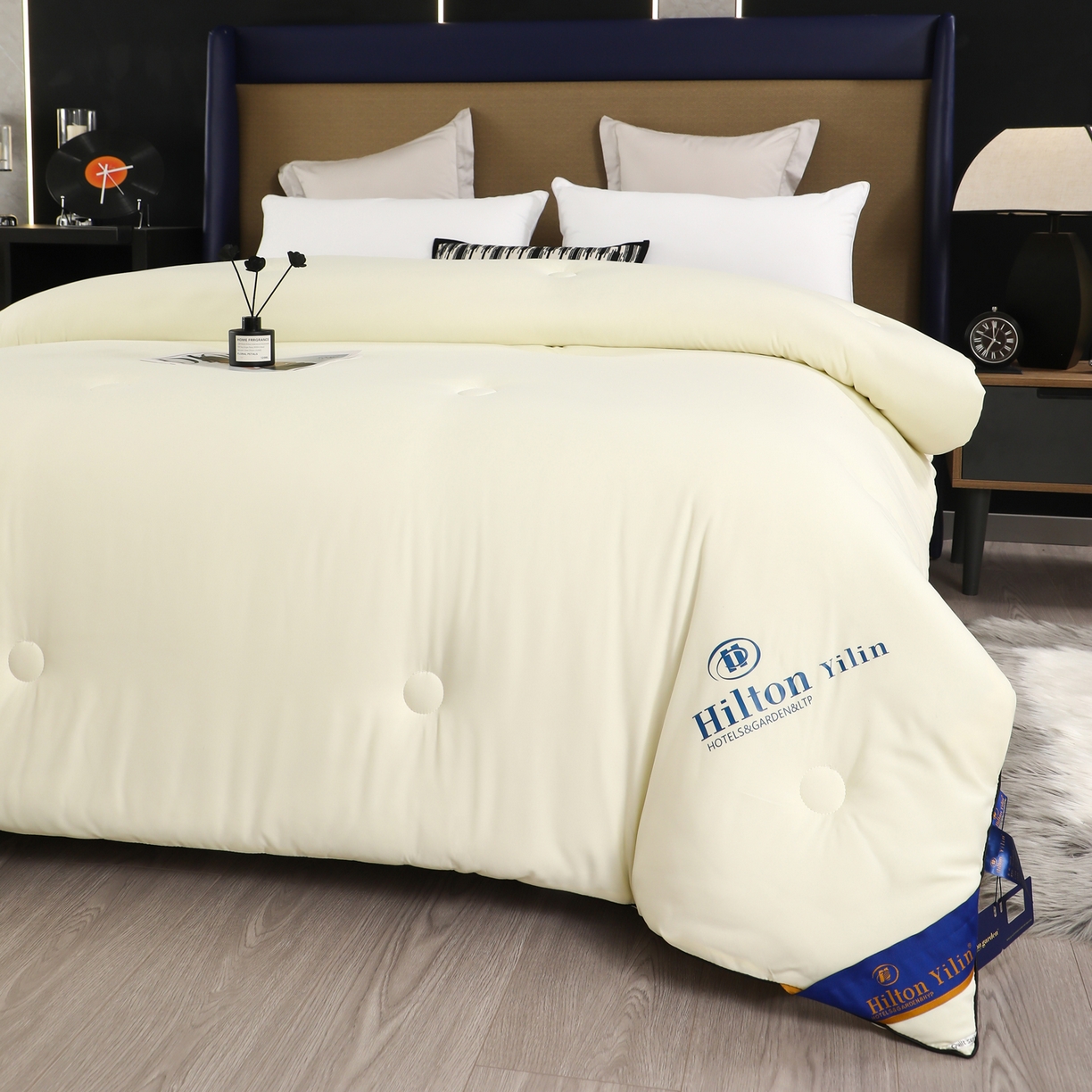 91家纺网 家纺一手货源 找家纺 寝美资家居 2025新款棉丝被子被芯-希尔顿 希尔顿-米白