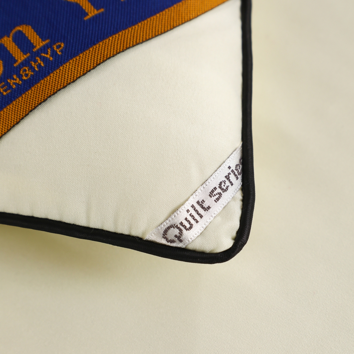 91家纺网 家纺一手货源 找家纺 寝美资家居 2025新款棉丝被子被芯-希尔顿 希尔顿-米白