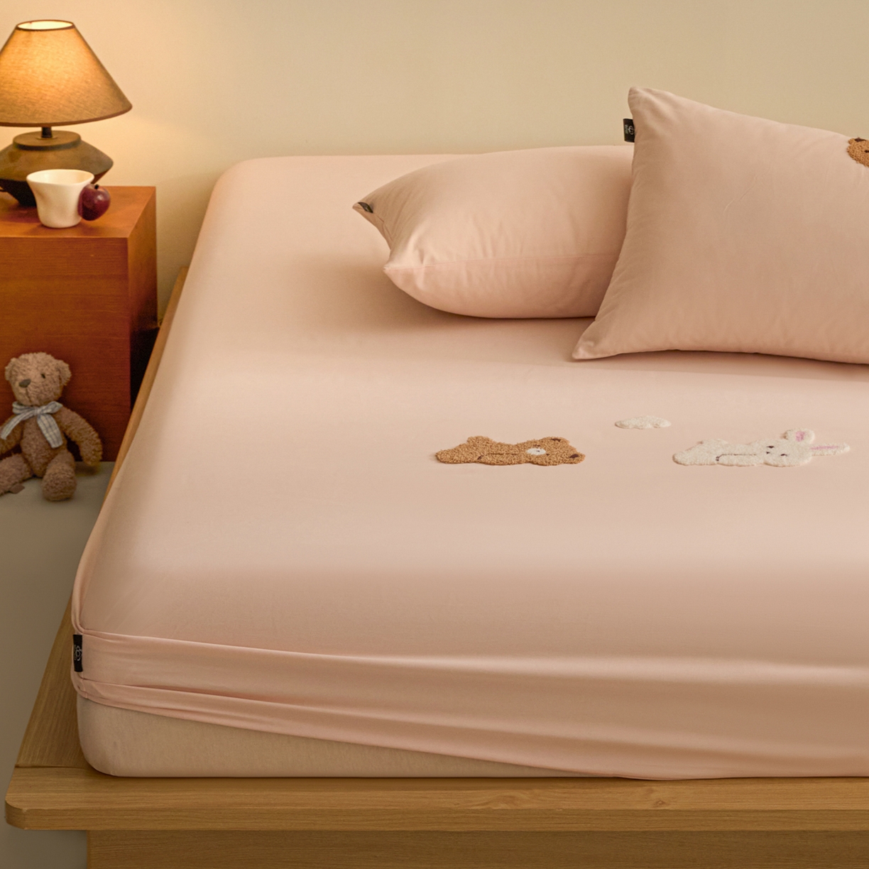 91家纺网 家纺一手货源 找家纺 锦觅 2025新款100S全棉长绒棉陶瓷磨毛绣花纯色单品床笠三件套 好朋友（温暖玉）