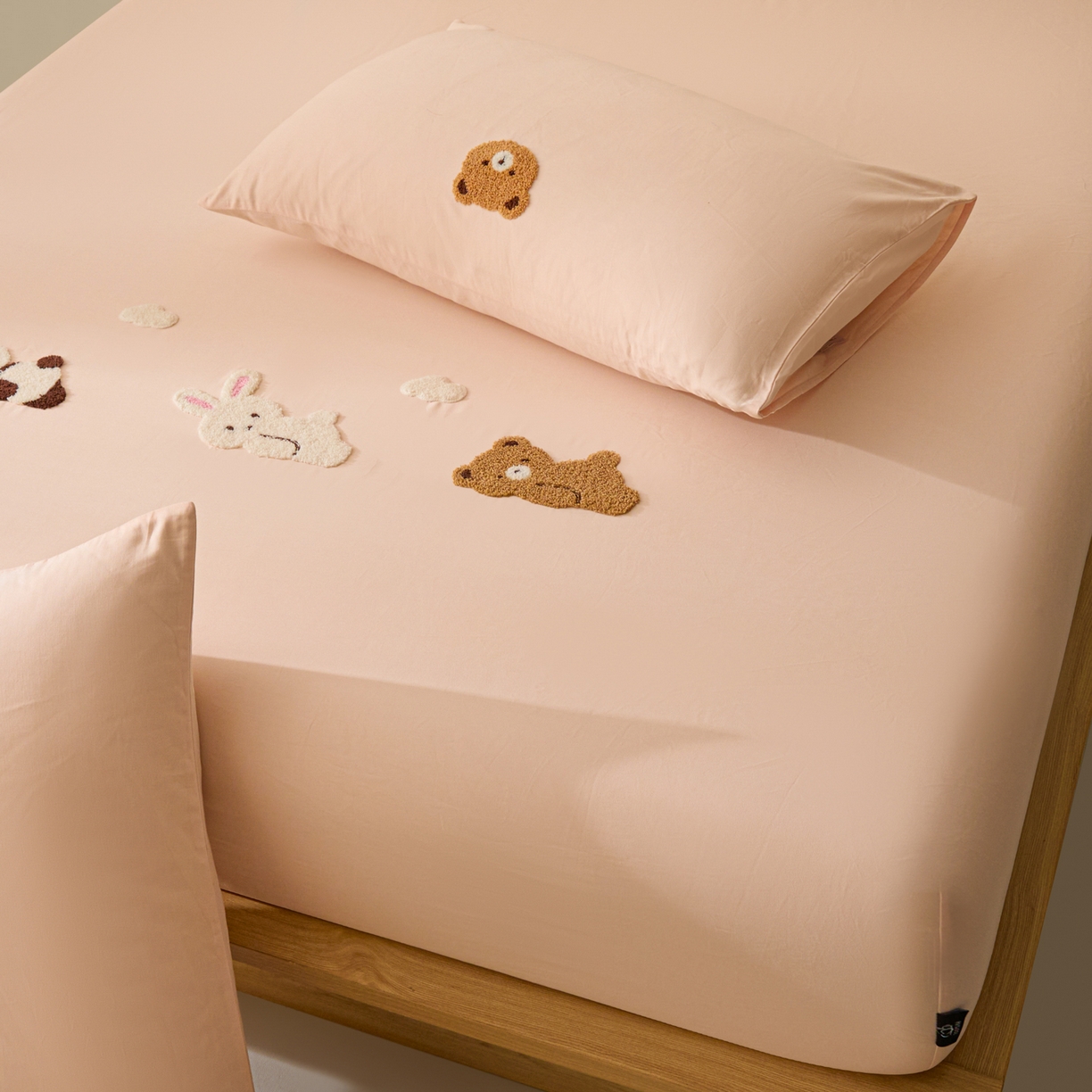 91家纺网 家纺一手货源 找家纺 锦觅 2025新款100S全棉长绒棉陶瓷磨毛绣花纯色单品床笠三件套 好朋友（温暖玉）